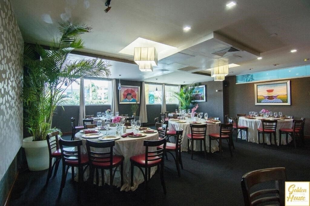 Зображення Golden House Hotel & Restaurant 4*