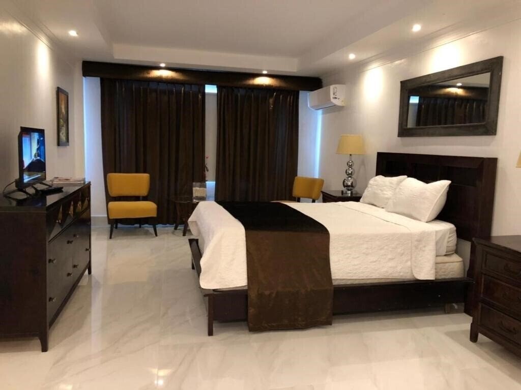 Картинка Golden House Hotel & Restaurant 4*