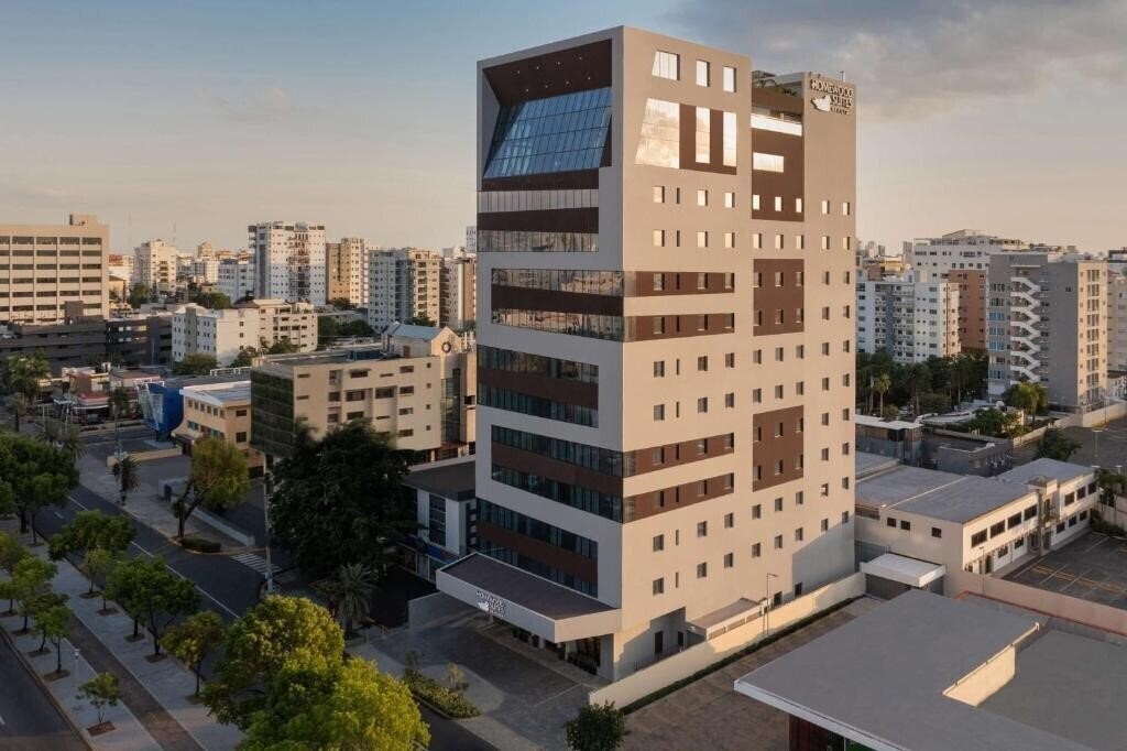 Фото Homewood Suites By Hilton Santo Domingo + 3*