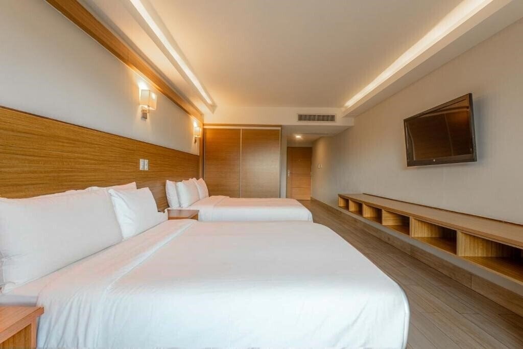 Картинка Weston Suites Hotel 4*