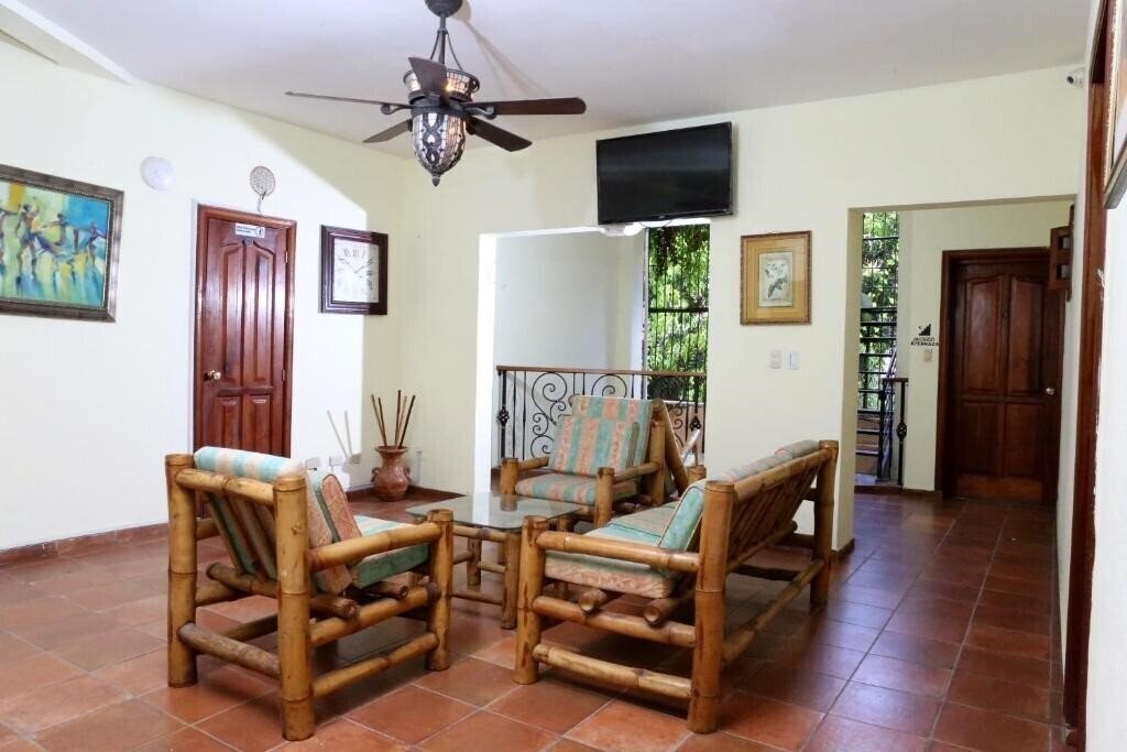 Готель Hotel Casa Aluge 3*