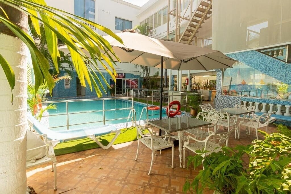 Фотографія Hotel La Casona Dorada 3*