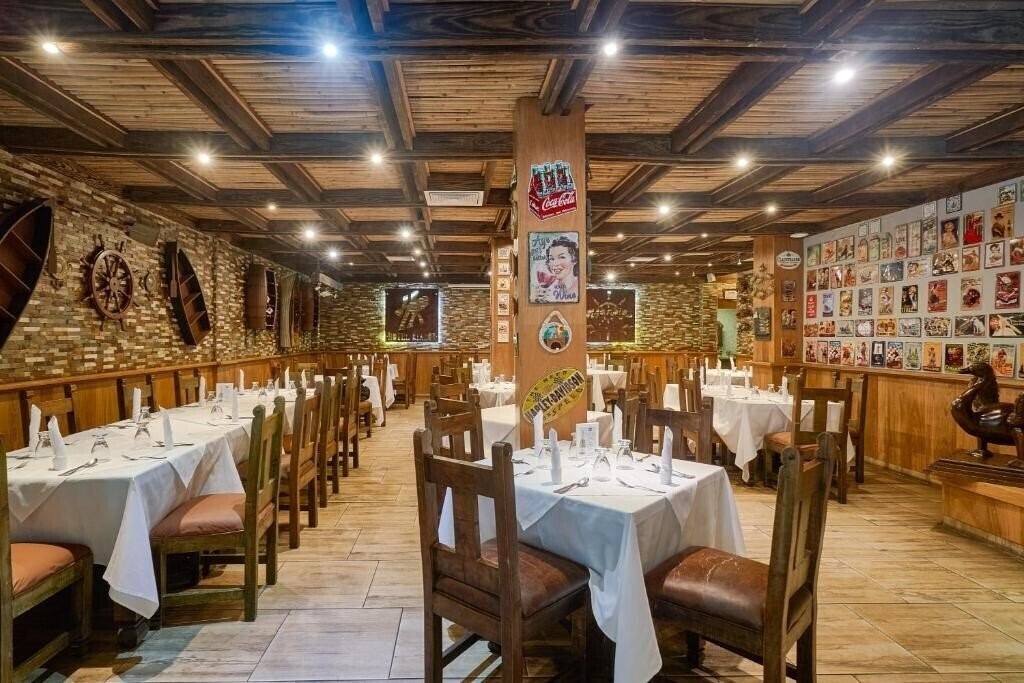 Фото Hotel Riazor + 3*