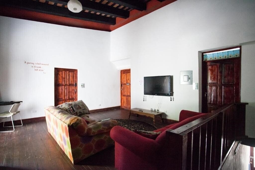 Картинка Island Life Backpackers Hostel 3*