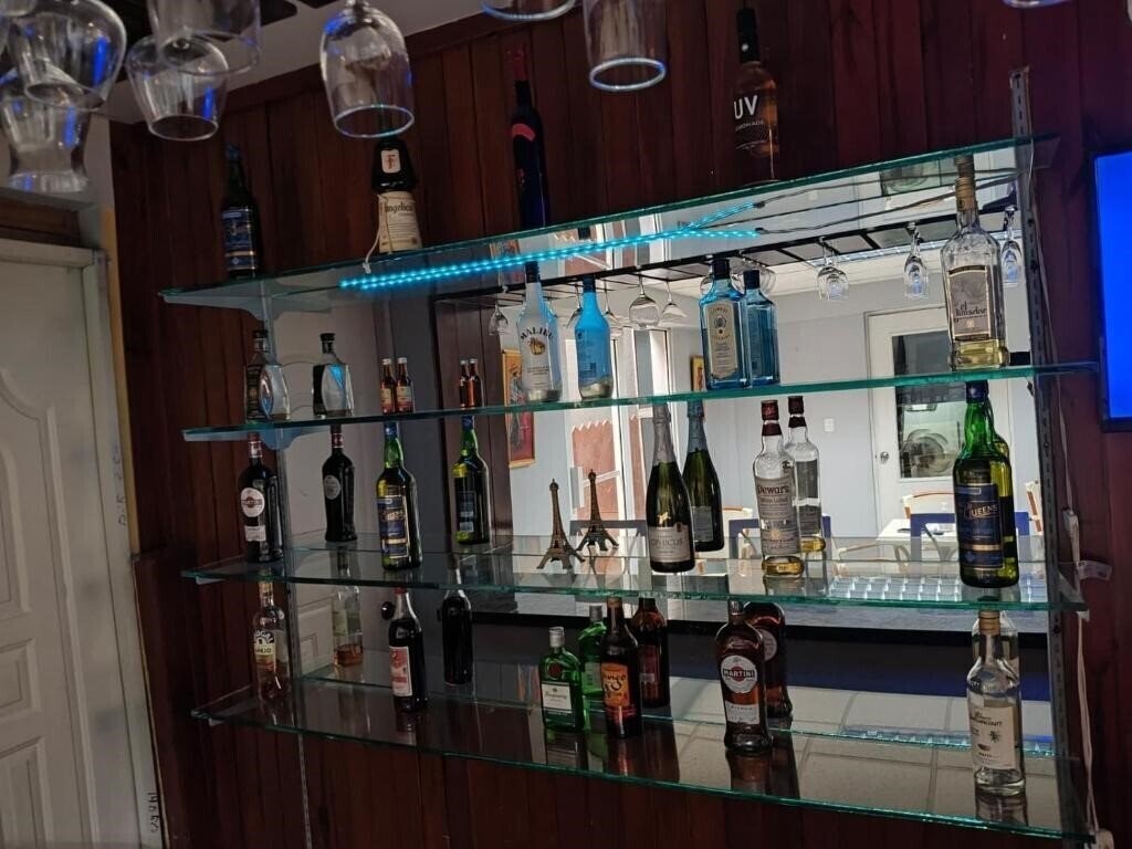 Зображення Micro Hotel Condo Suites + 2*