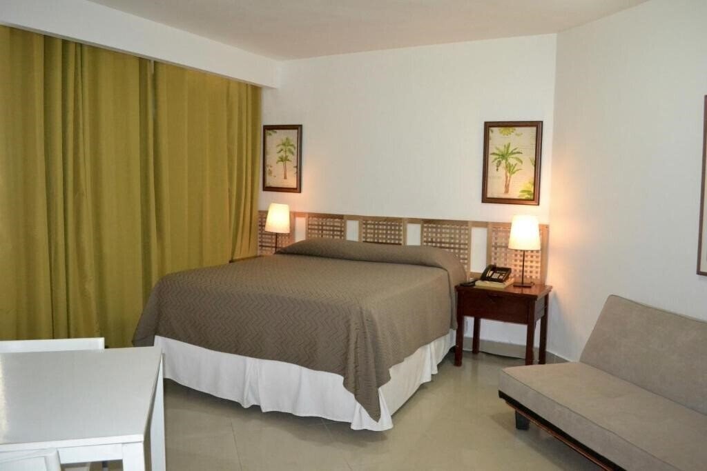 Картинка Plaza Del Sol Apart Hotel 3*