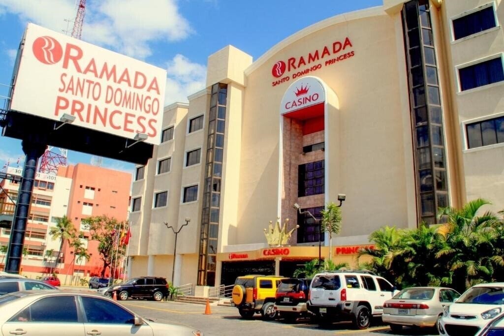 Готель Ramada by Wyndham Princess Santo Domingo (ex. Ramada Santo Domingo) 3*