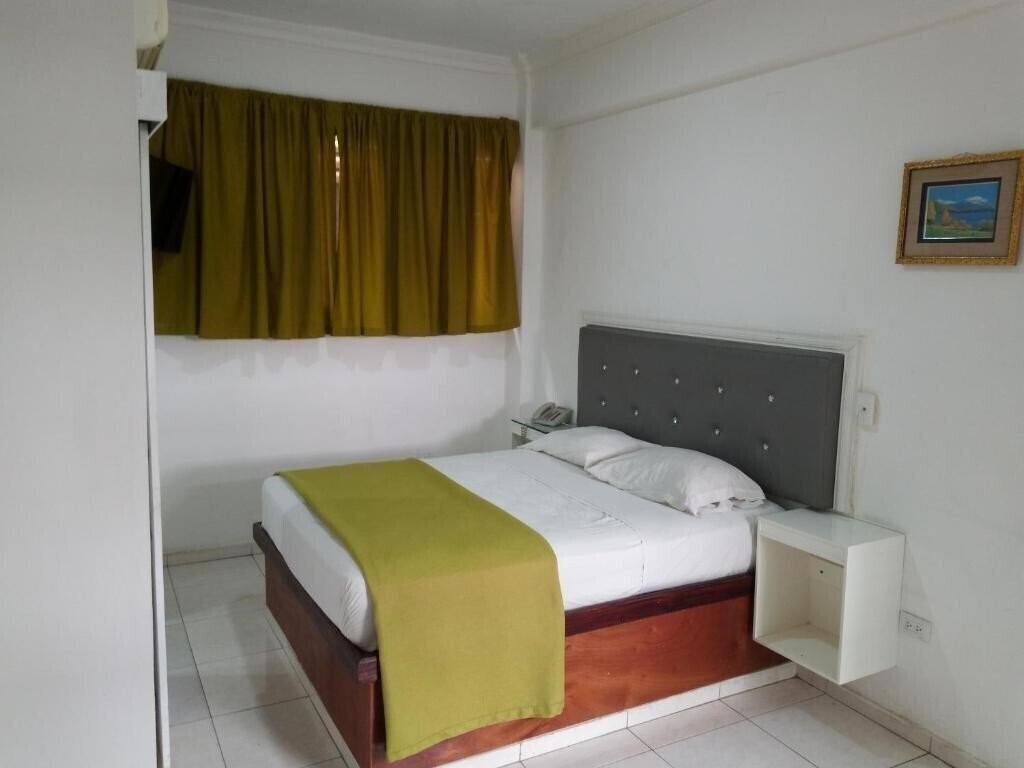 Фото Royal Palace 3*