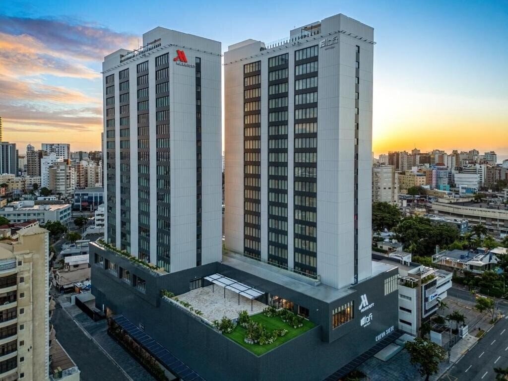 Фото Aloft Santo Domingo Piantini 2*
