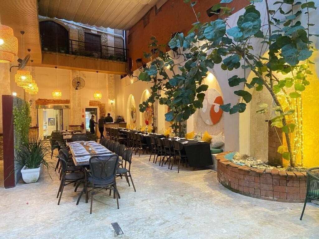 Фотографія Empyrean Artdeco Boutique Hotel 3*