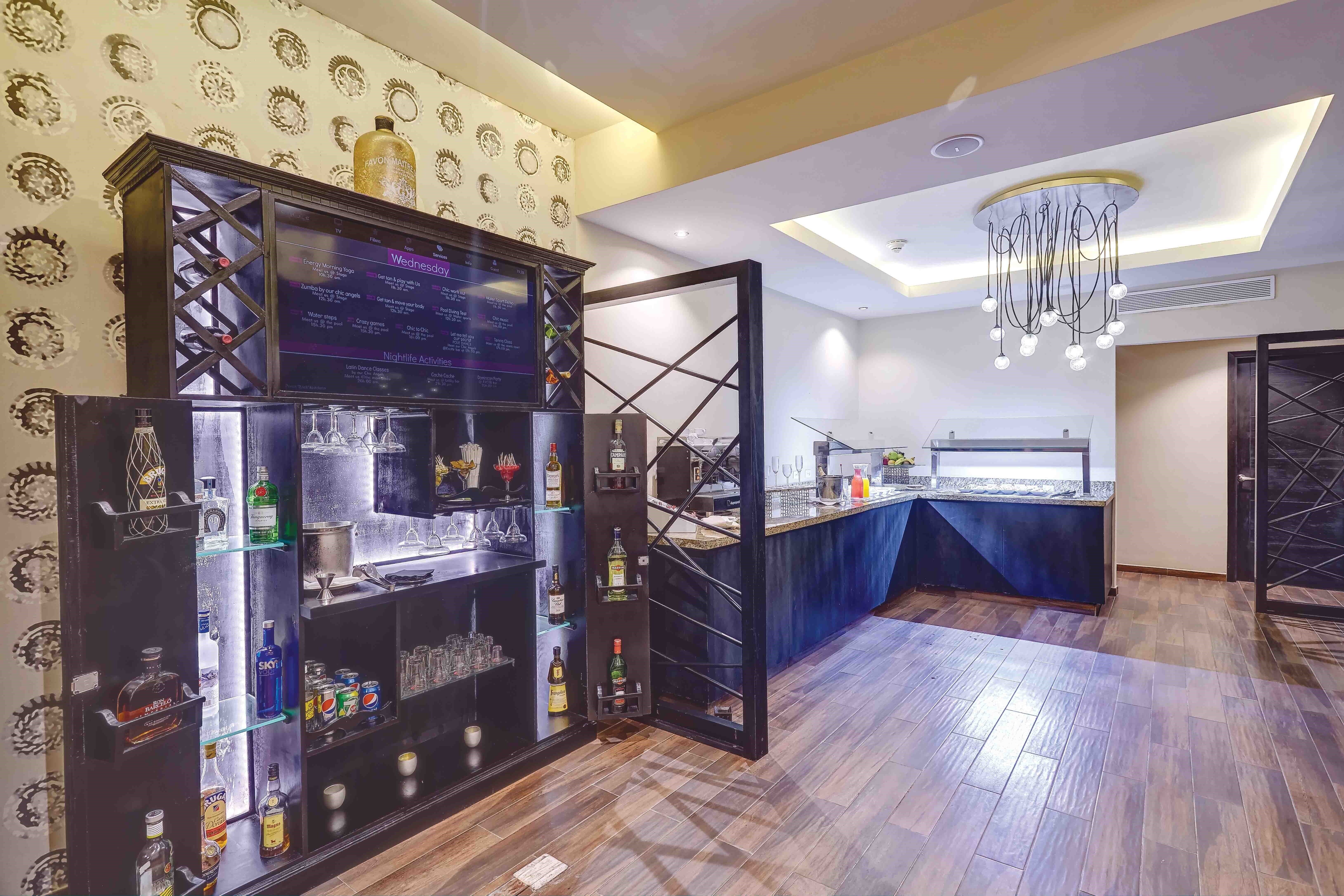 Фото Royalton CHIC Punta Cana 5*
