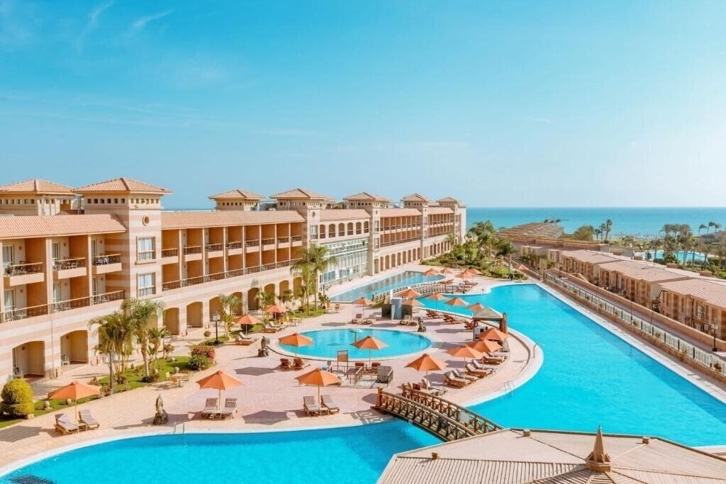 Готель Coral Sea Beach Ain Elsokhna 5*
