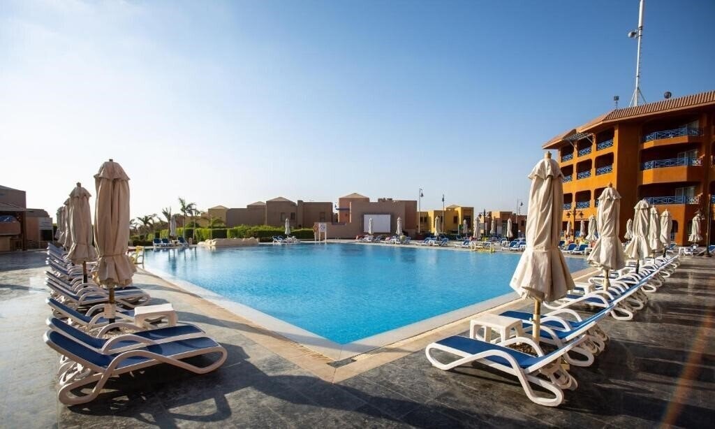 Фотографія Cancun Sokhna Resort & Villas 4*