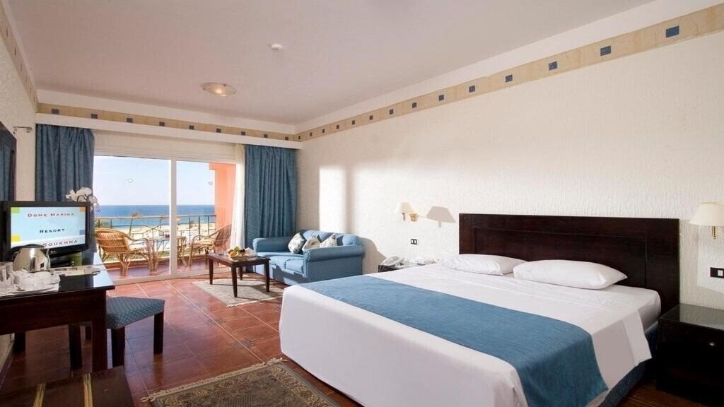 Отель Dom Marina Resort El Sokhna 4*