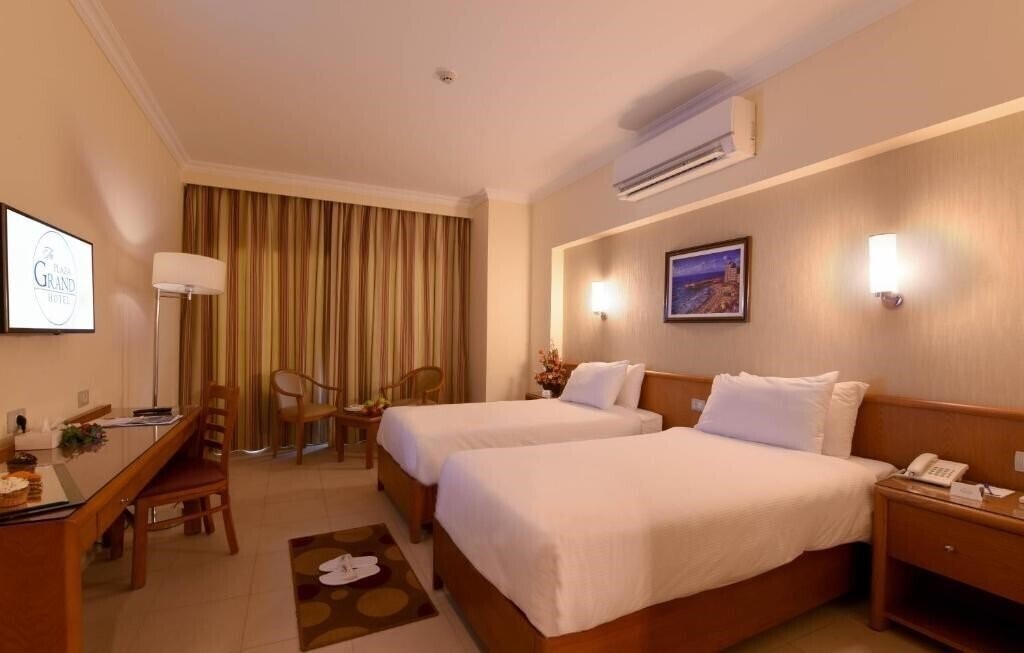 Фото The Grand Plaza Hotel Alexandria 4*
