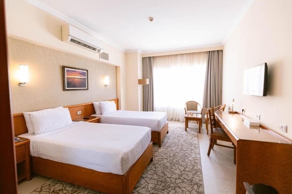 Картинка The Grand Plaza Hotel Alexandria 4*