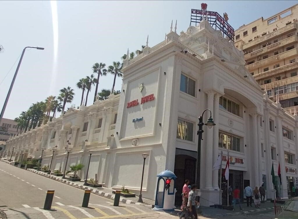 Фото Royal Jewel Al Raml Hotel 4*