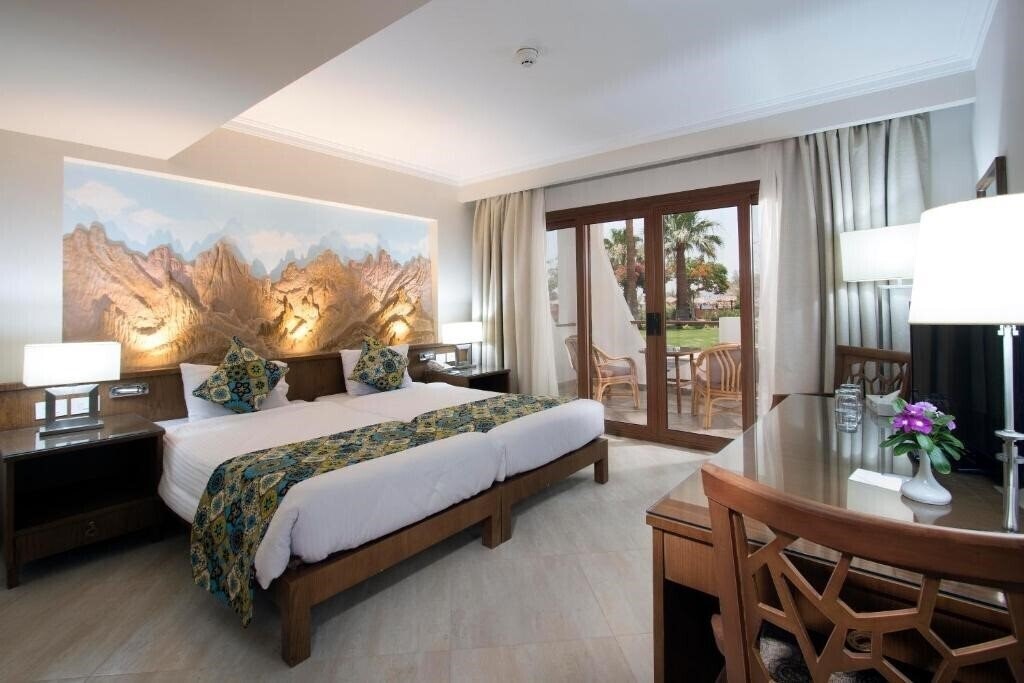 Картинка Swiss Inn Golden Beach 4*