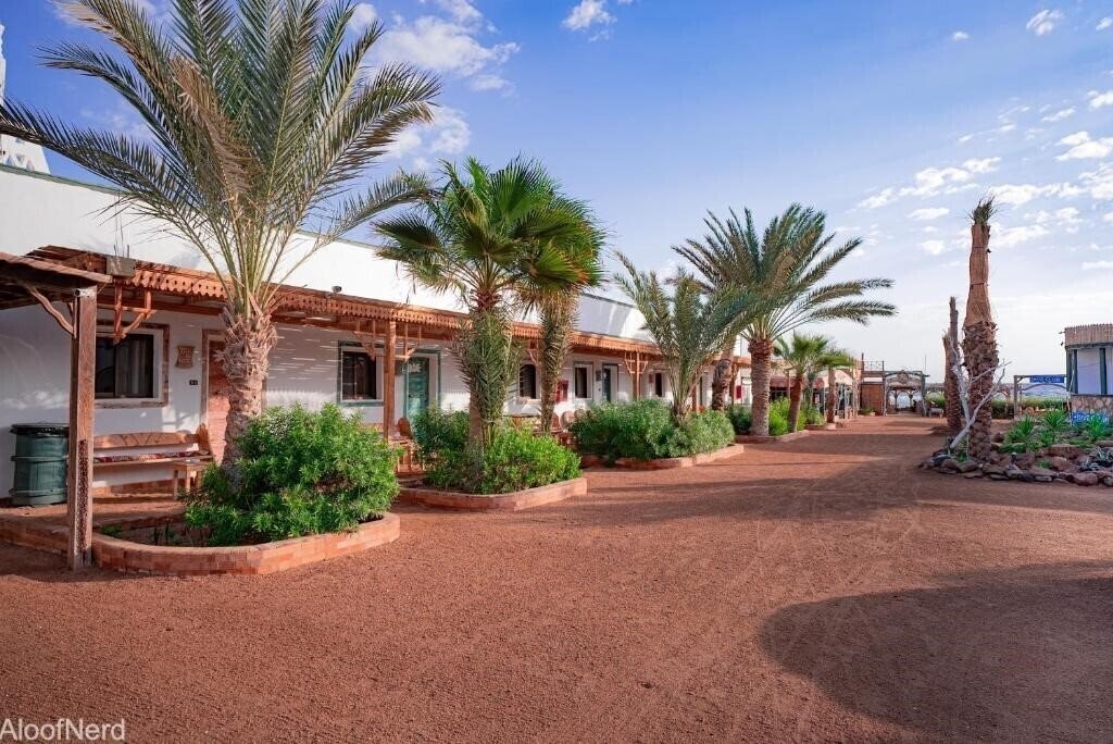 Готель Mirage Village 3*
