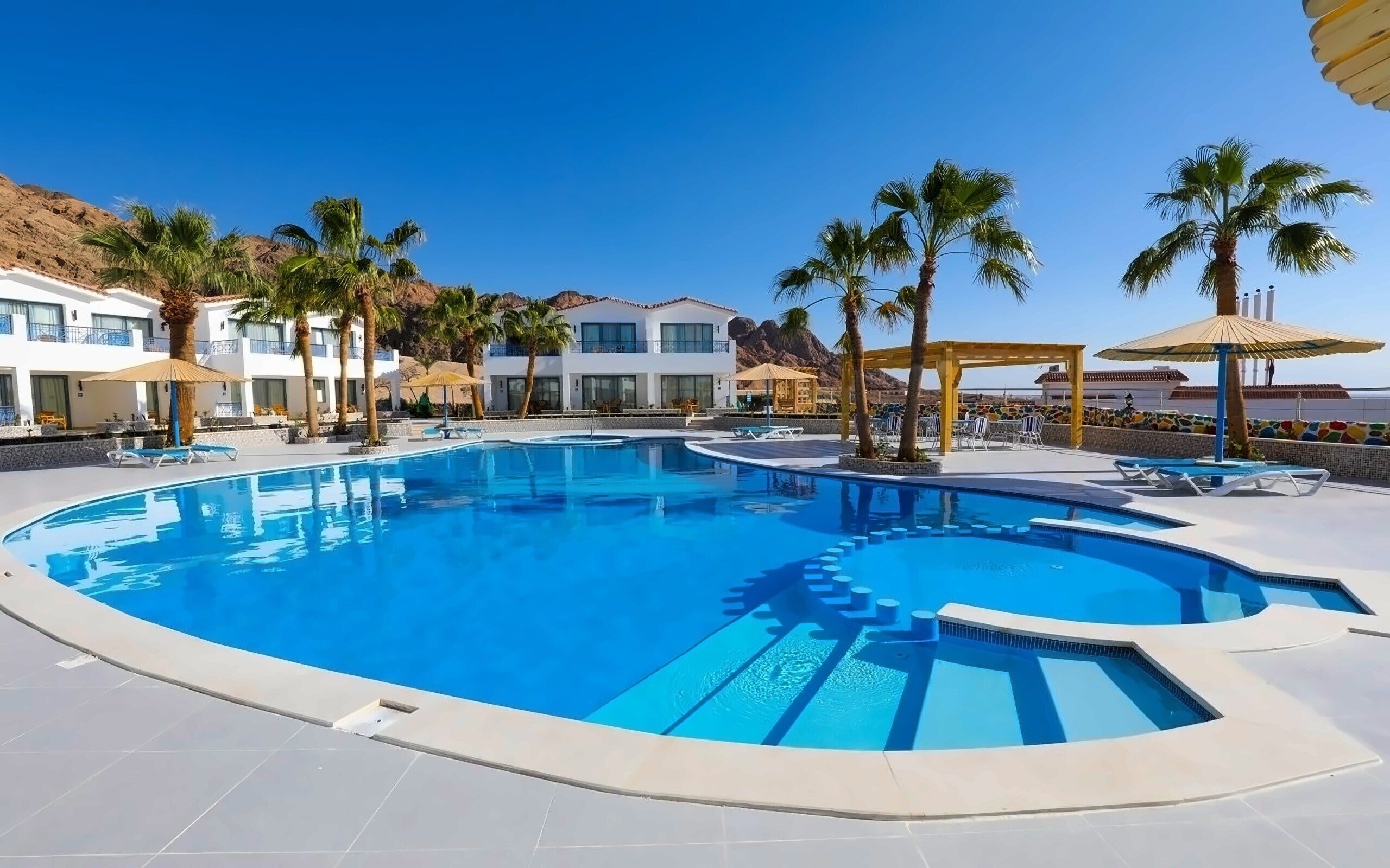 Готель Ecotel Dahab Bay View Resort 5*