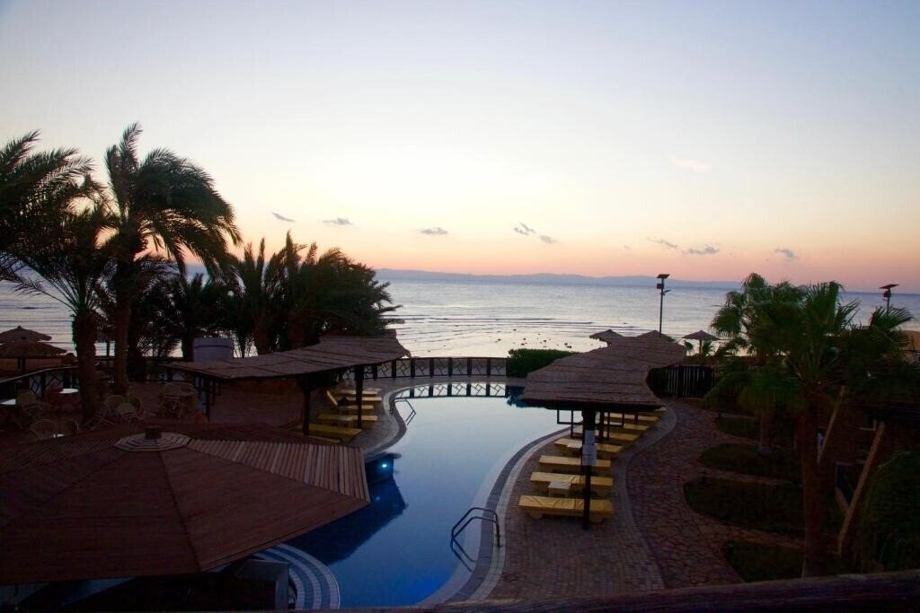 Готель Nesima Resort 4*