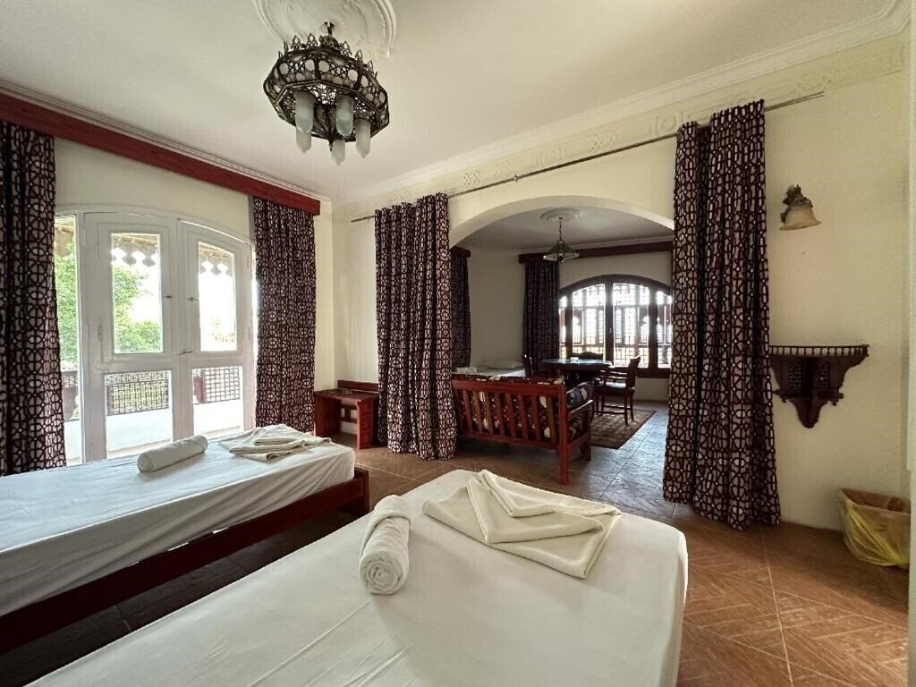 Фото Ali Baba Hotel 3*