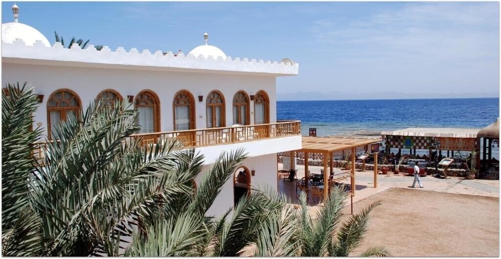 Готель Shams Hotel & Dive Centre 3*