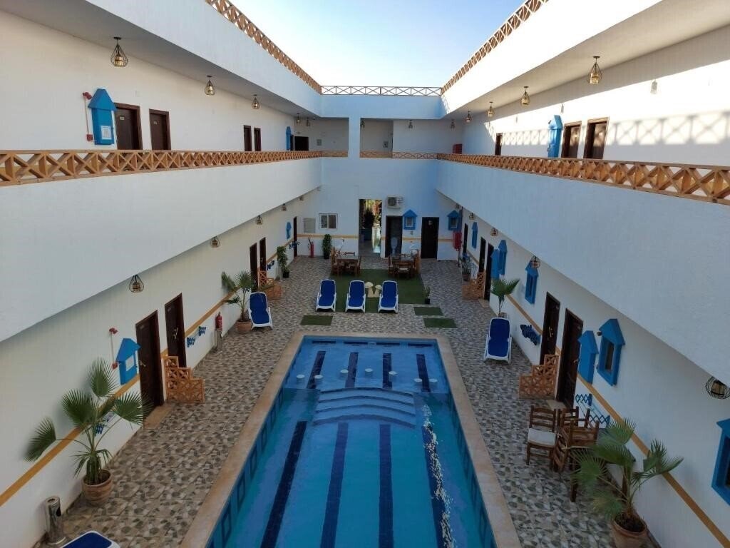 Готель Golden Plaza Dahab Resort 3*