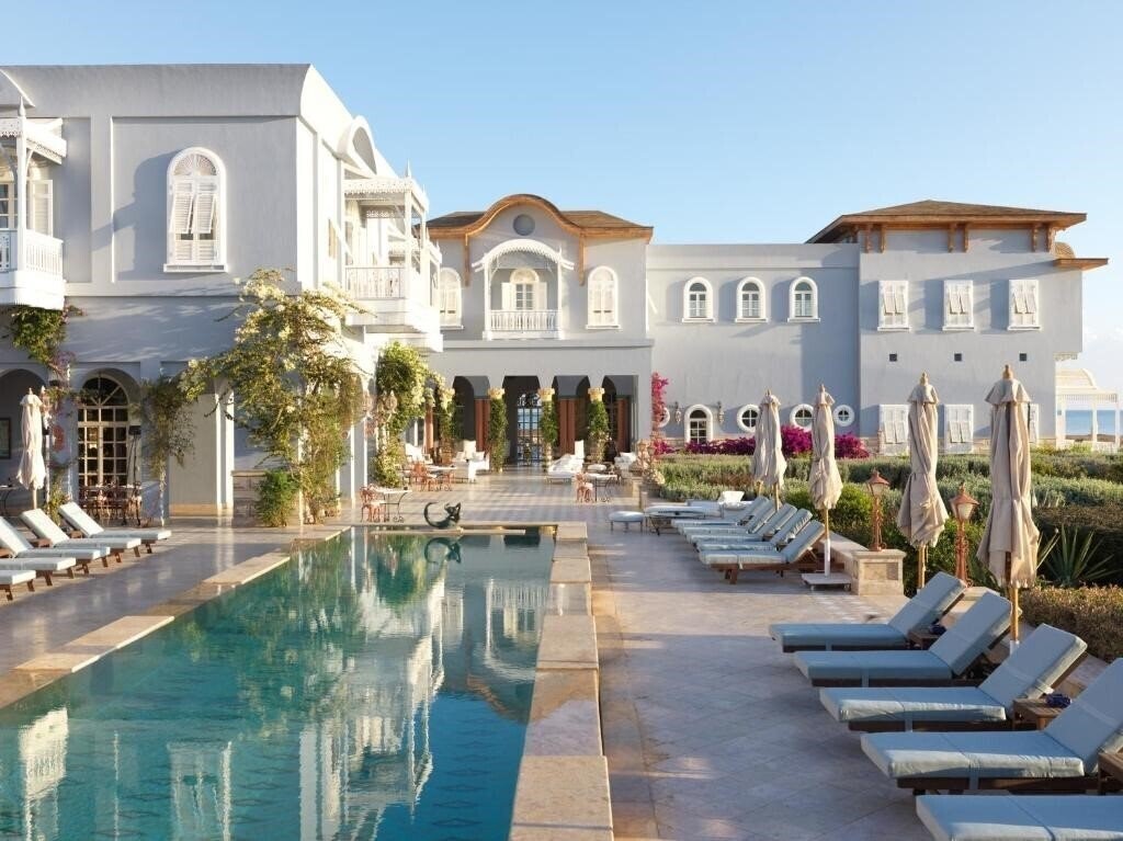 Готель La Maison Bleue 5*