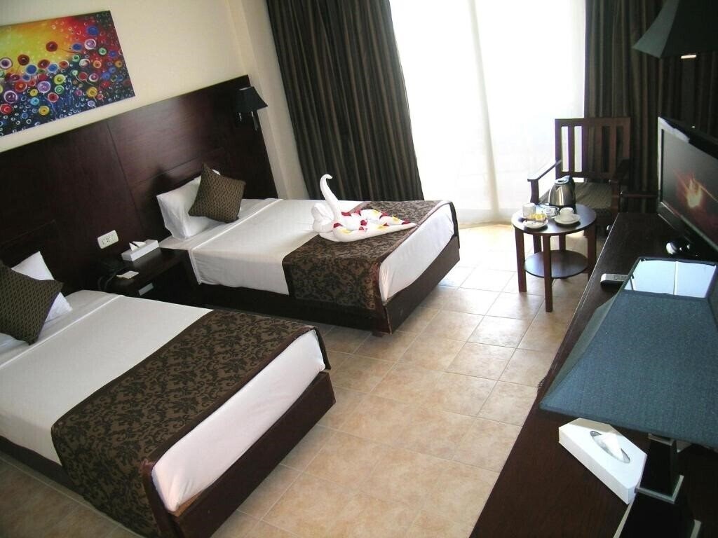 Отель Royal Brayka Resort 5*