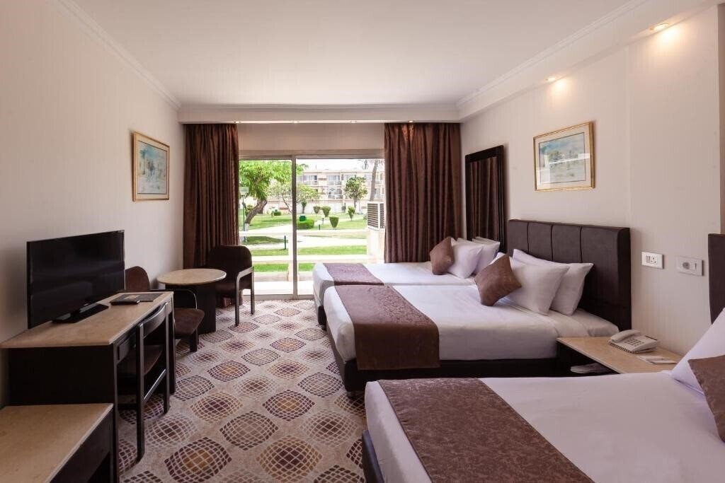 Фотография Pyramids Park Resort 4*