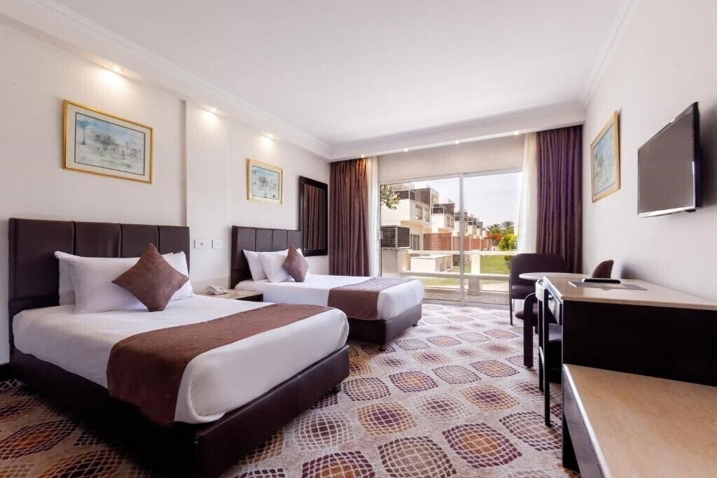 Картинка Pyramids Park Resort 4*