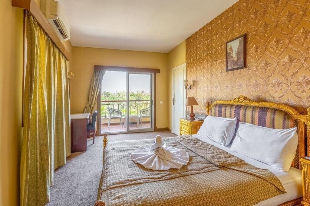 Готель Saint George Cairo 3*