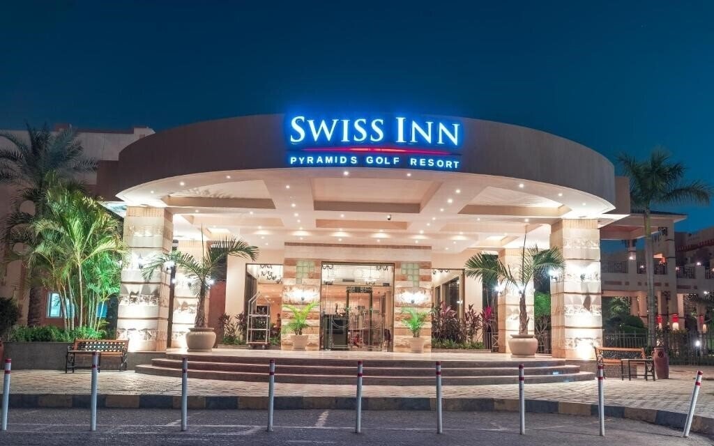 Отель Swiss Inn Pyramids Golf 5*