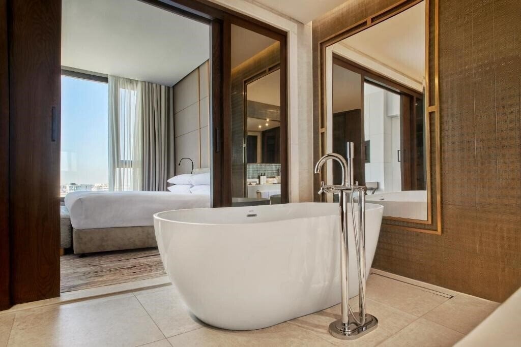 Фотографія Crowne Plaza West Cairo 5*