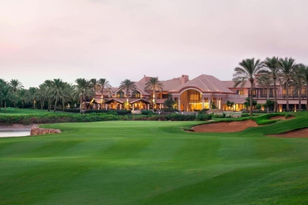 Готель The Westin Cairo Katamya Dunes 5*