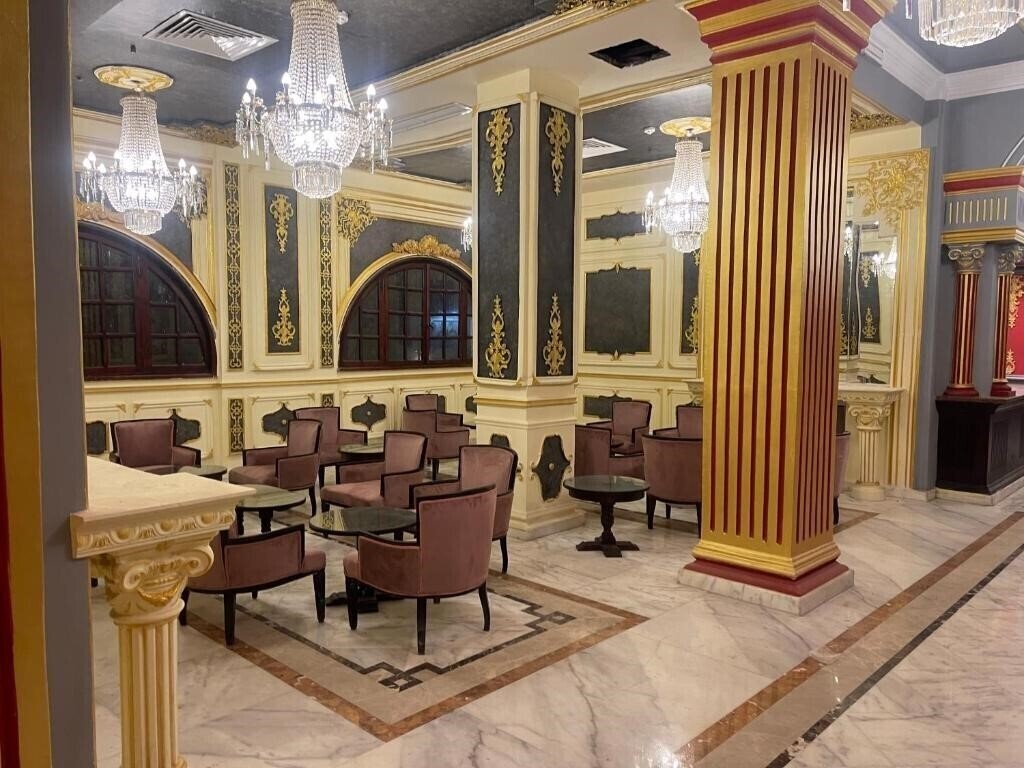 Картинка Cosmopolitan Plaza Inn 4*