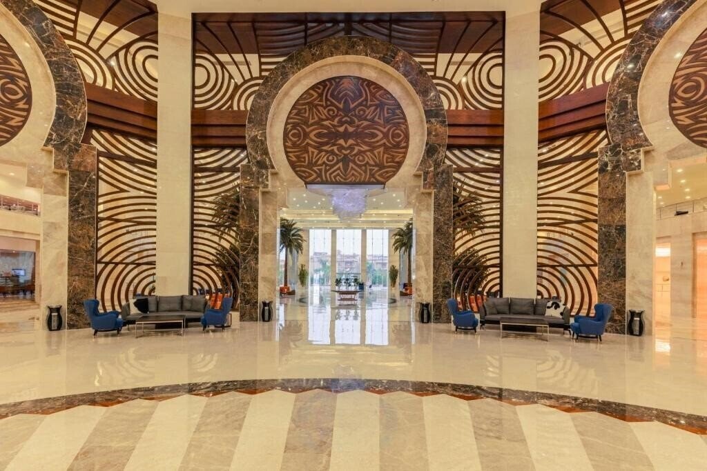 Фотография Triumph Luxury Hotel 5*