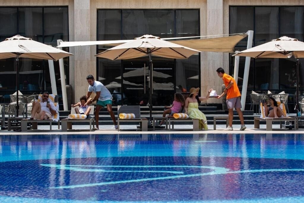 Картинка Triumph Luxury Hotel 5*