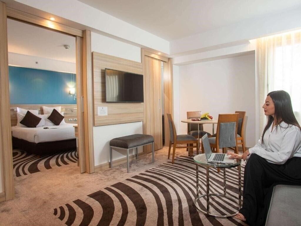 Картинка Novotel Cairo Airport 4*