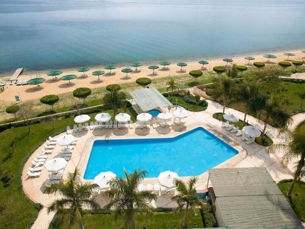 Готель Mercure Ismailia Forsan Island Hotel 4*