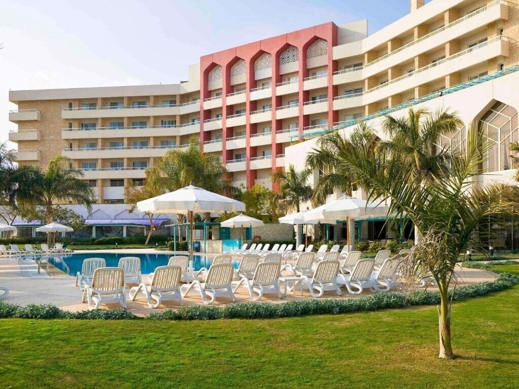 Фотографія Mercure Ismailia Forsan Island Hotel 4*