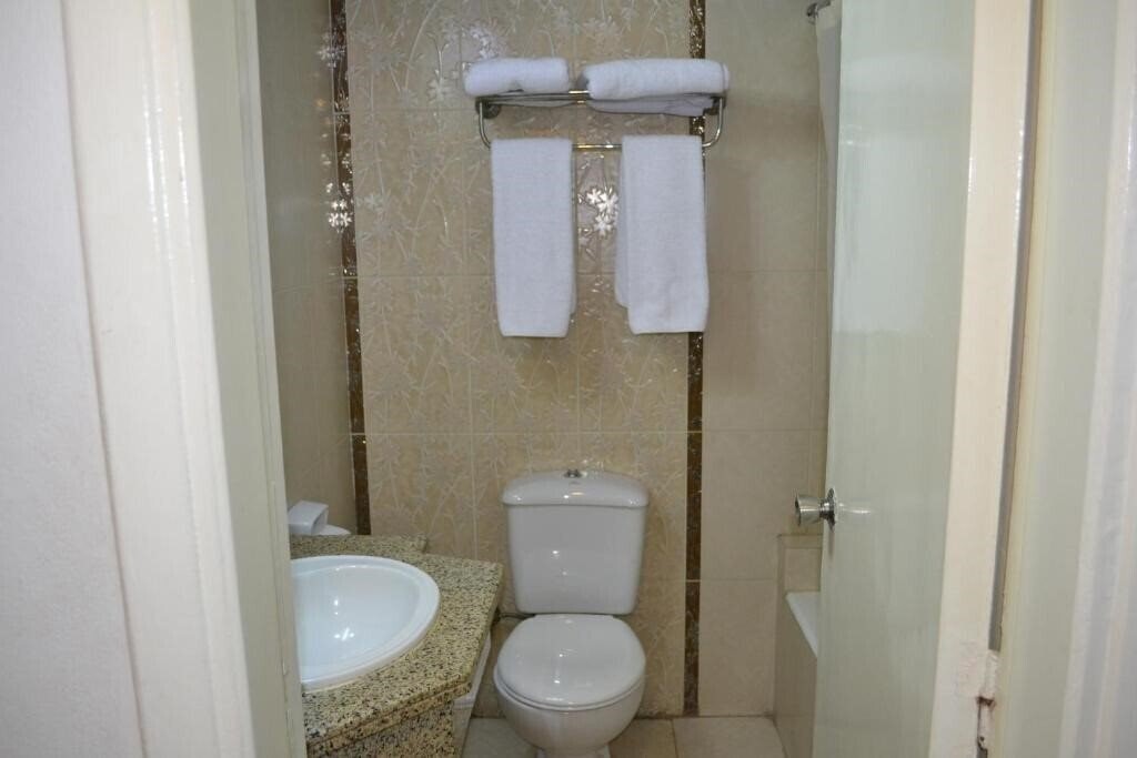 Картинка Beirut Hotel 3*