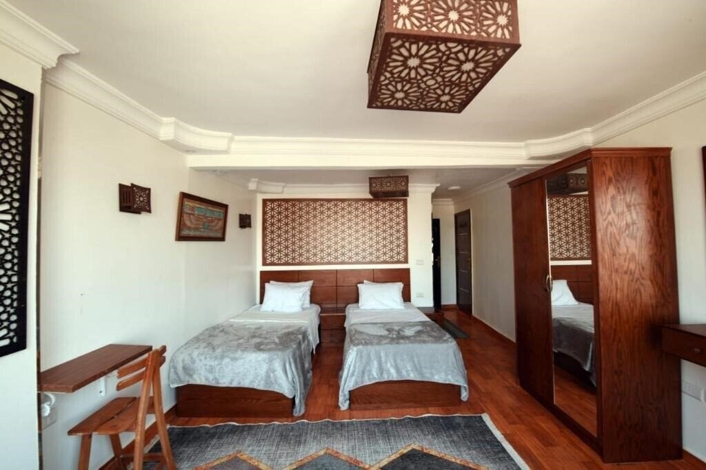 Зображення 9 Pyramids Inn 3*