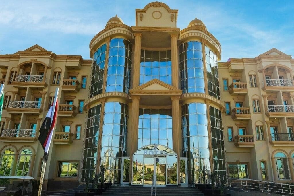 Готель Ramage Hotel Resort & SPA 5*