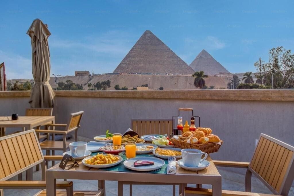 Отель La Boutique Hotel Vue Des Pyramides 3*