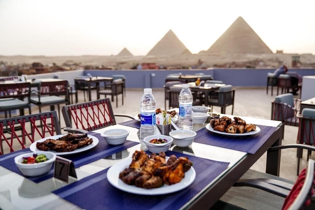 Фотография Pyramids Hotel 3*