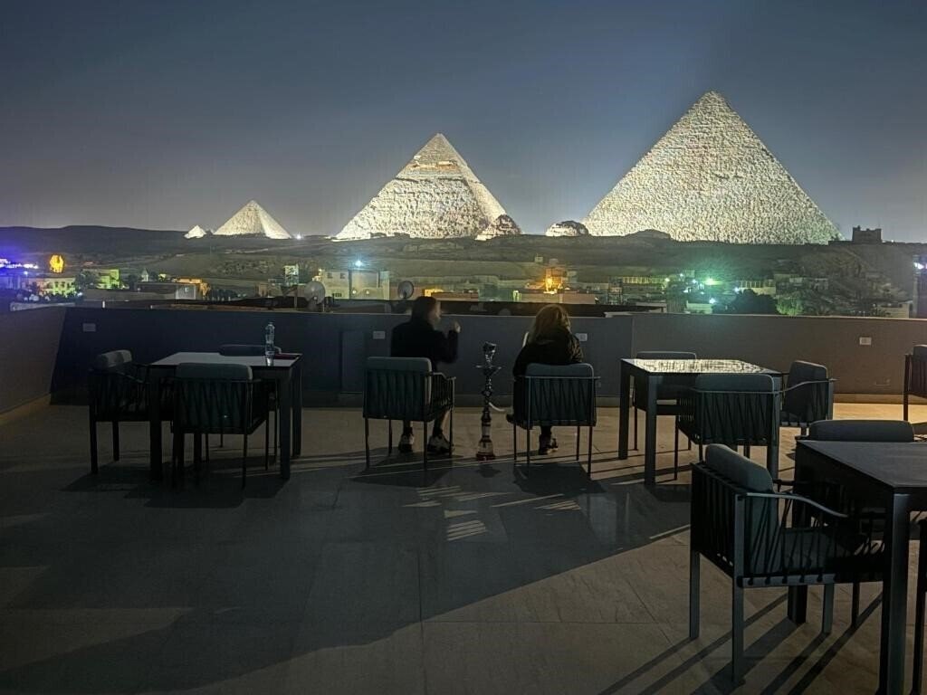 Картинка Pyramids Hotel 3*