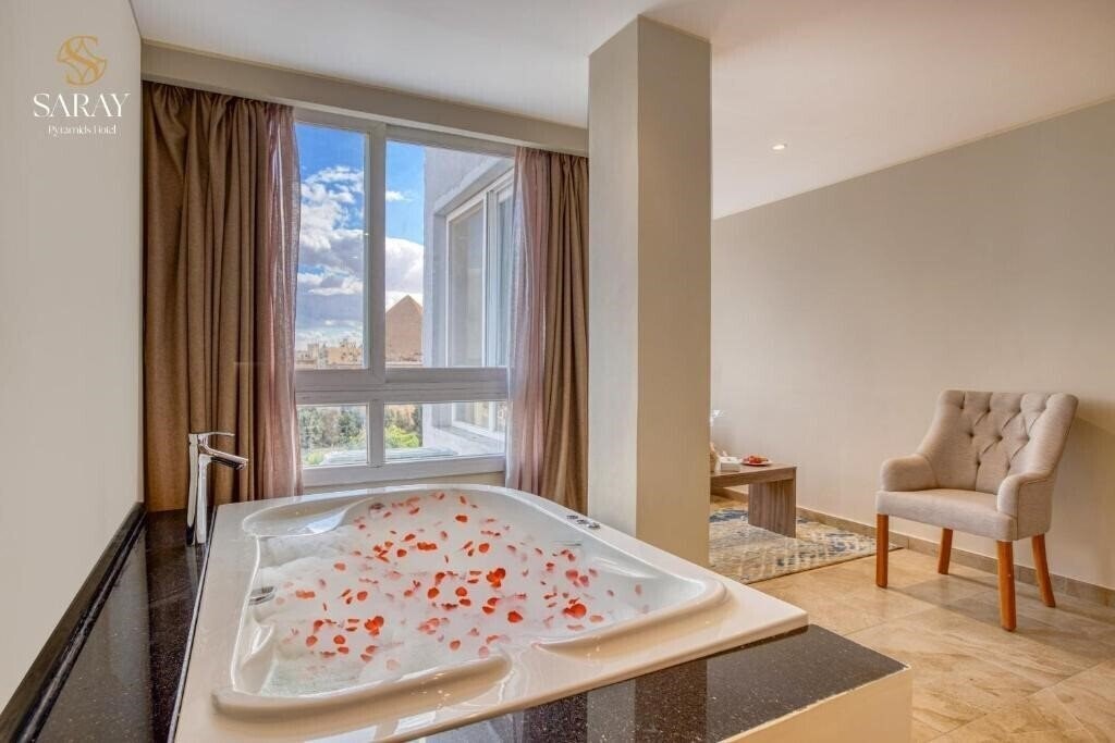 Фотографія Saray Pyramids & Museum View Hotel 3*