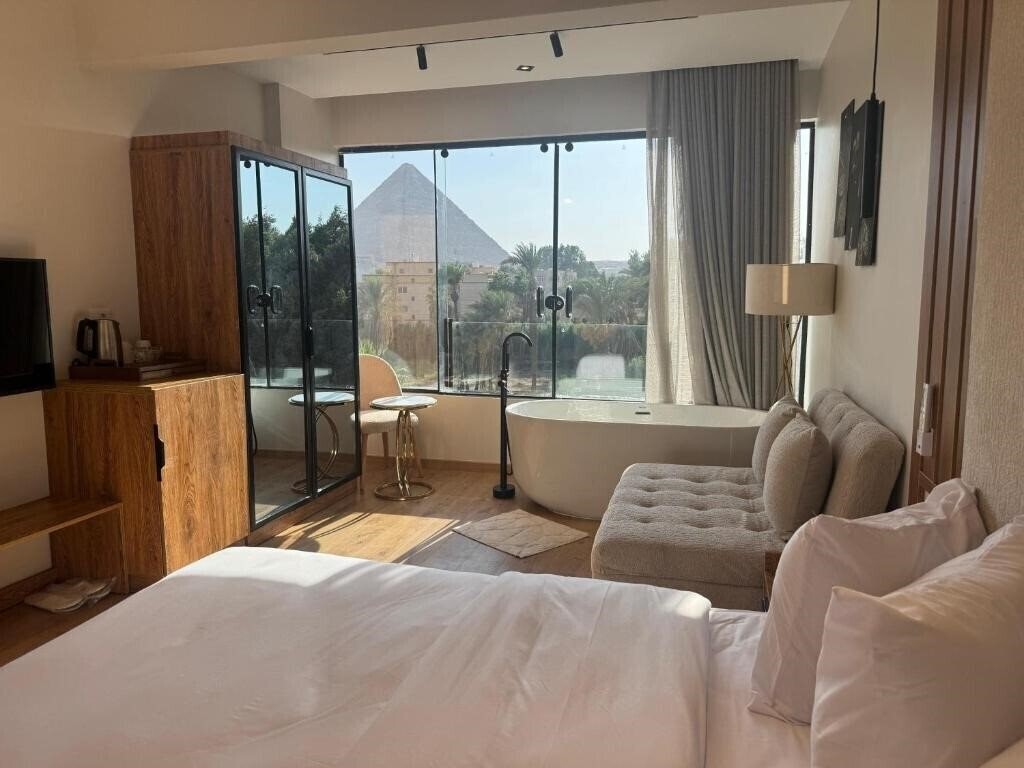 Готель Palacio Pyramids Hotel 4*